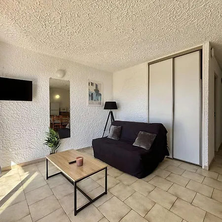 6 Couchages דירה